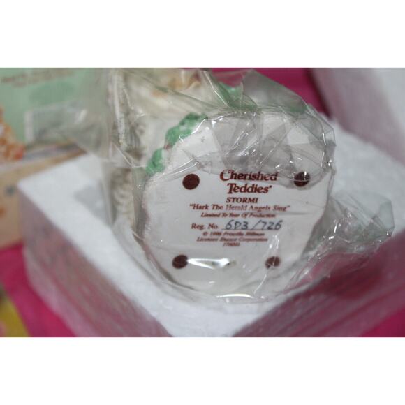 Enesco Cherished Teddies Figurine Stormi Hark The Herald Angels Sing 1996 In Box - Picture 7 of 14